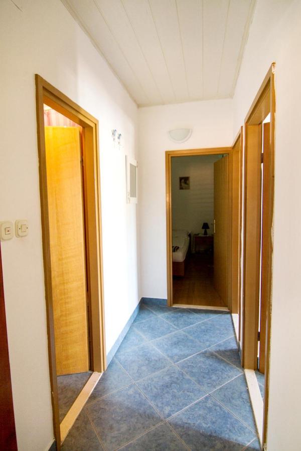 Apartment Stomorska 8650A Bagian luar foto